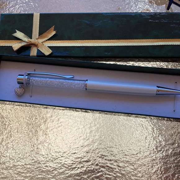 COPY - Fancy Pen - Picture 3 of 3